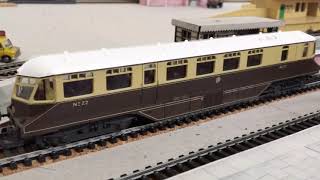 LIMA 205132MWG GWR Diesel Railcar No. W22 Choc Cream L44829