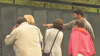 Wall That Heals monument stops in Columbus, offering veterans moment of remembrance