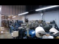 シャトル織機の動画 字幕あり . a video of shuttle loom weaving filmed at the weaving mill of japan blue co.