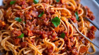 Hearty Lentil Spaghetti Bolognese (Vegan)
