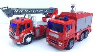 CAMIONES DE BOMBEROS CON LUCES SONIDOS ESCALERA Y ACCESORIOS - COCHES INFANTILES QUE ECHAN AGUA