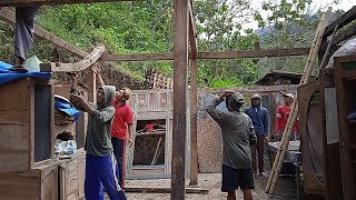 Rewang at my mother's house builds a house in the village