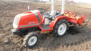 Kubota ASTE A 15 -хороший трактор.