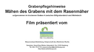 Grabenpflege mit Rasenmäher