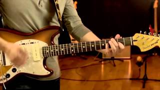 Fender Modern Player Mustang Guitar Overview | Full Compass