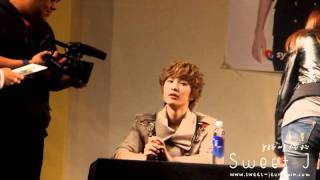 111023 Boyfriend Jeong Min @ Fansigning