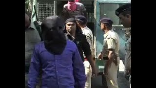 Police cracks housewife murder case at Birbhum, arrests couple, more news on Ek Jhalake