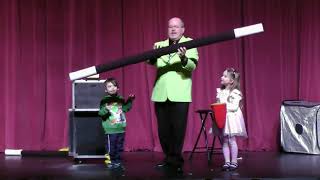 Funny Magic Trick from AbraKIDabra! Magician & Children's Entertainer Peter Mennie
