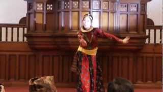 Nepali Dance (Kasari Vanu Ma) Miruna Magar