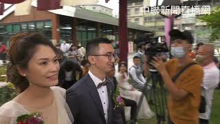 雙十國慶  屏東30對新人互訂終身步上紅毯 台北女求得東港郎 幸福滿滿