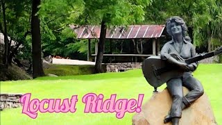 1348 DOLLY PARTON Childhood Home FAMILY CEMETERY & Statue SEVIERVILLE TN - Locust Ridge (8/10/20)