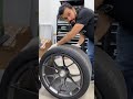 how to remove center lock wheels on a 911 gt3