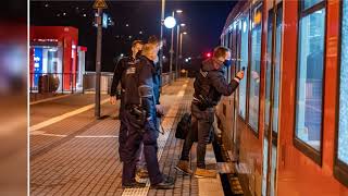 Unbekannte schießen auf Zug in Lüdenscheid (NRW) - Polizei fahndet nach Schützen