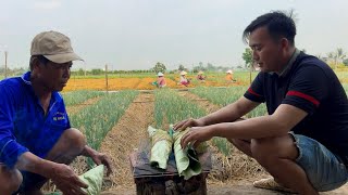 Đãi Mấy Cô Trồng Hành Cho Mẹ Món Cá Lóc Nướng Lá Sen Thơm Ngon Ăn Một Lần Là Nhớ Mãi # HCCSMT