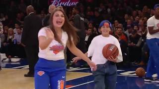 Knicks Hold Ridiculous Halftime Race with Timbs and Oversized Shirts
