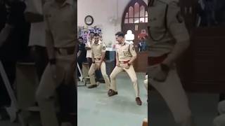 Akshay Kumar & Ranveer SinghPerforming Their 'Aila Re AillaaStep | Akshay & Ranveer Dance#Shorts