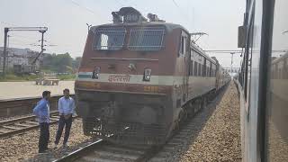 (02174)Jabalpur to Nizamuddin Overtaking By Jan Shatabdi Exp WAP 4 Itarsi Loco #shorts  Sonu Sharma