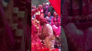 🥰 ਮੋਤੀ ਪੁਨ ਕੀਤੇ ਹੋਣੇ ਲਗਦਾ ਜੱਟੀ ਨੇ 👌🥰🥰🥰/ punjabi couple 🌺☘️ wedding Lovely moment ❣️❣️❣️❣️❣️ #shorts