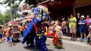 งานคล้ายวันพระราชสมภพพระบาทสมเด็จพระเจ้าตากสินมหาราช 031 ปล่อยขบวนแห่