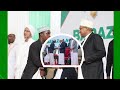 RAISI WA ZANZIBAR AMWAGA CHOZI, MASHAIRI YA FUMAU WA YANGAAA ,KWENYE HAFLA YA BARAZA LA MAULID