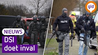 DSI van politie doet INVAL bij mogelijk DRUGSLAB