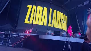 Zara Larsson - Ain't My Fault (Live at Otkritie Arena, Moscow)