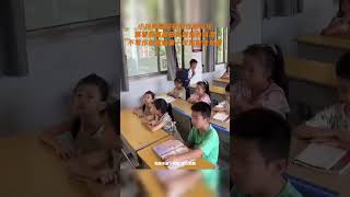 小孩哥喜提姑姑当班主任，隔着屏幕都感受到他的崩溃，不写作业爸妈第一时间就能知道