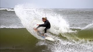 ALABAMA HAS FUN SURF!