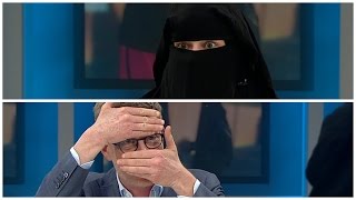 Krasnik til kvinde i niqab: Det er jo ekstremt distraherende - DR Nyheder