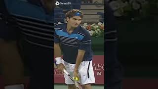 Wild Roger Federer Tweener!