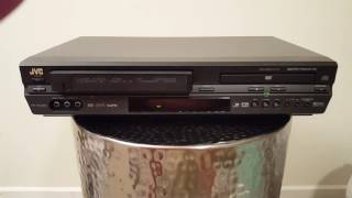 JVC HR XVC26U