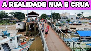 PORTO FLUVIAL NA PERIFERIA DE BELÉM DO PARÁ.