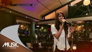 Elizabeth Tan - Knock Knock  (Live at Music Everywhere) *