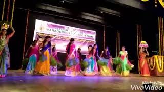 V6 bonalu Song Dance by Radiant school students! choreography by Nithesh Gupta