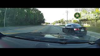 "That's a Ticket!" - Unlicensed Suspect Flees from Traffic Deputy