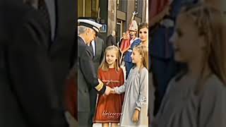 Princess leonor handshaking