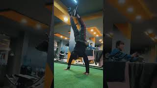 Handstand push-up #freestyle#pushups #combo #viralshorts