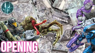 Opening 20 Halo Universe S3 Blind Bags! WISH ME LUCK 🍀