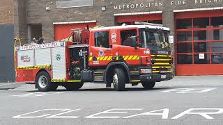 *AIR HORN* FRV - Pumper 38B Collects Gear Via FS2