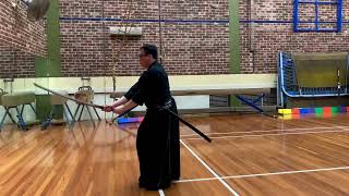 Tsukekomi 附込 (Iaijutsu Seiza No Bu 居合術 正座之部) - Parry an Attack with Suriage 刷り上げ then Counterattack