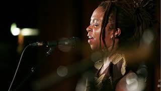 Chiwoniso Maraire - Ancient Voices