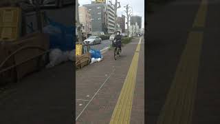 自転車道路じゃないからな(3)