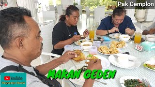 DIJAMU MAKAN PENGGEMAR