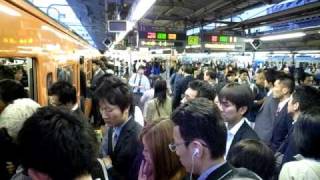 2010 中央線201系 新宿駅 通勤快速 夕方ラッシュ Chuo Line 201 at Shinjuku 100601