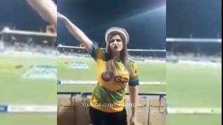 Zareen Khan dance for Shahid Afridi in T 10 cricket league  1