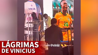 El MOMENTO en el que VINICIUS ROMPE A LLORAR de EMOCIÓN en un acto en BRASIL: top EMOCIÓN | AS