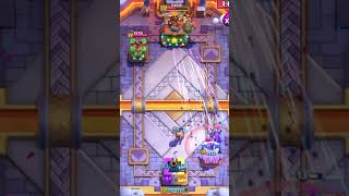 فقط چنلمو ساب کن تا هیجانی ترین صحنه های کلش رویالو  توی پیج ببینی😉clashroyale#deck#cycle#hogrider