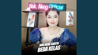 Beda Kelas (Live)