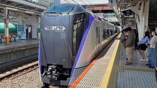 E353系ﾓﾄS107編成が特急あずさ12号東京行きとして八王子駅2番線を発車するシーン（5012M）2023.5.9