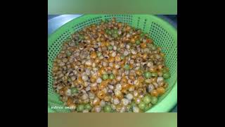 MIXED JUNK FOODS FRY CORNS,PEAS, PEANUTS, GARLIC'S.GOOD TO EAT WHILE WATCHING TV \u0026 YOU TUBE